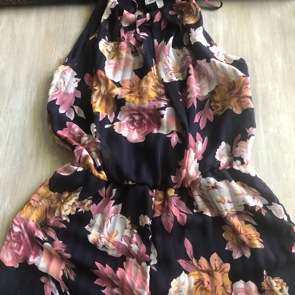Floral short romper